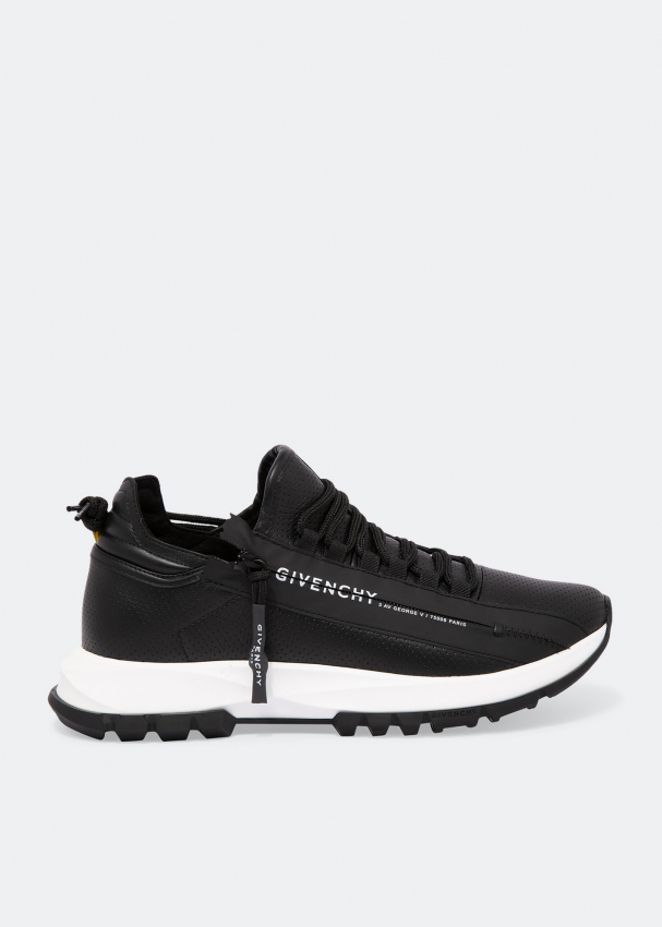 Givenchy Spectre Runner Zip sneakers for Men - Black in Oman | Level Shoes