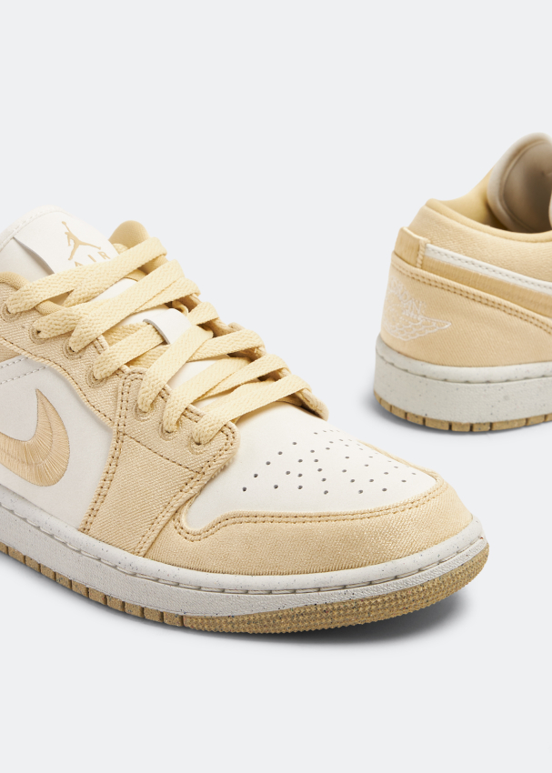 Nike Air Jordan 1 Team Gold sneakers for Women Gold in Oman Level Shoes