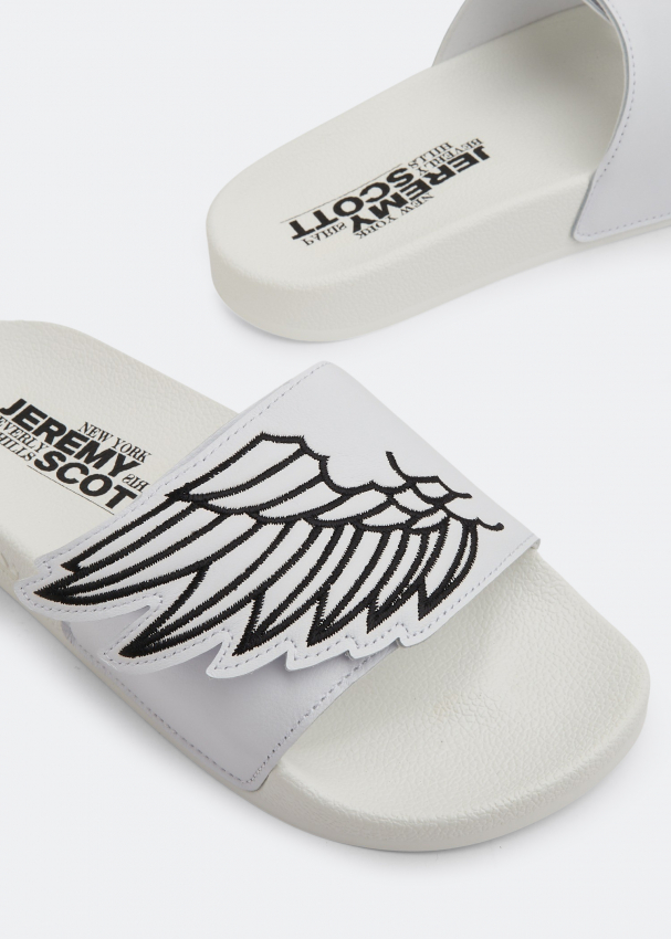 Adidas x Jeremy Scott JS Wings Adilette slides for Men - White in Oman |  Level Shoes
